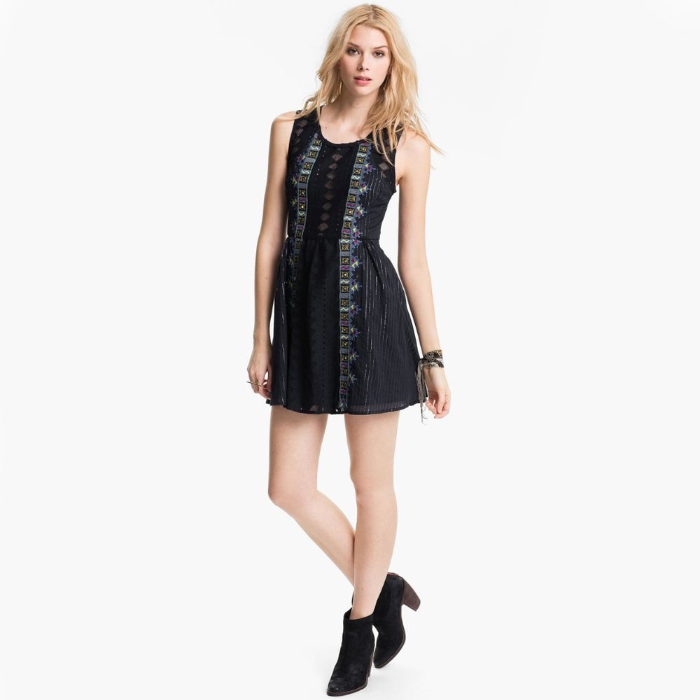 FREE PEOPLE Water Lily Embroidered Dress 4